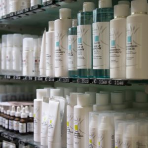 Eigenkosmetik Aktiv-Apotheke Tribuswinkel